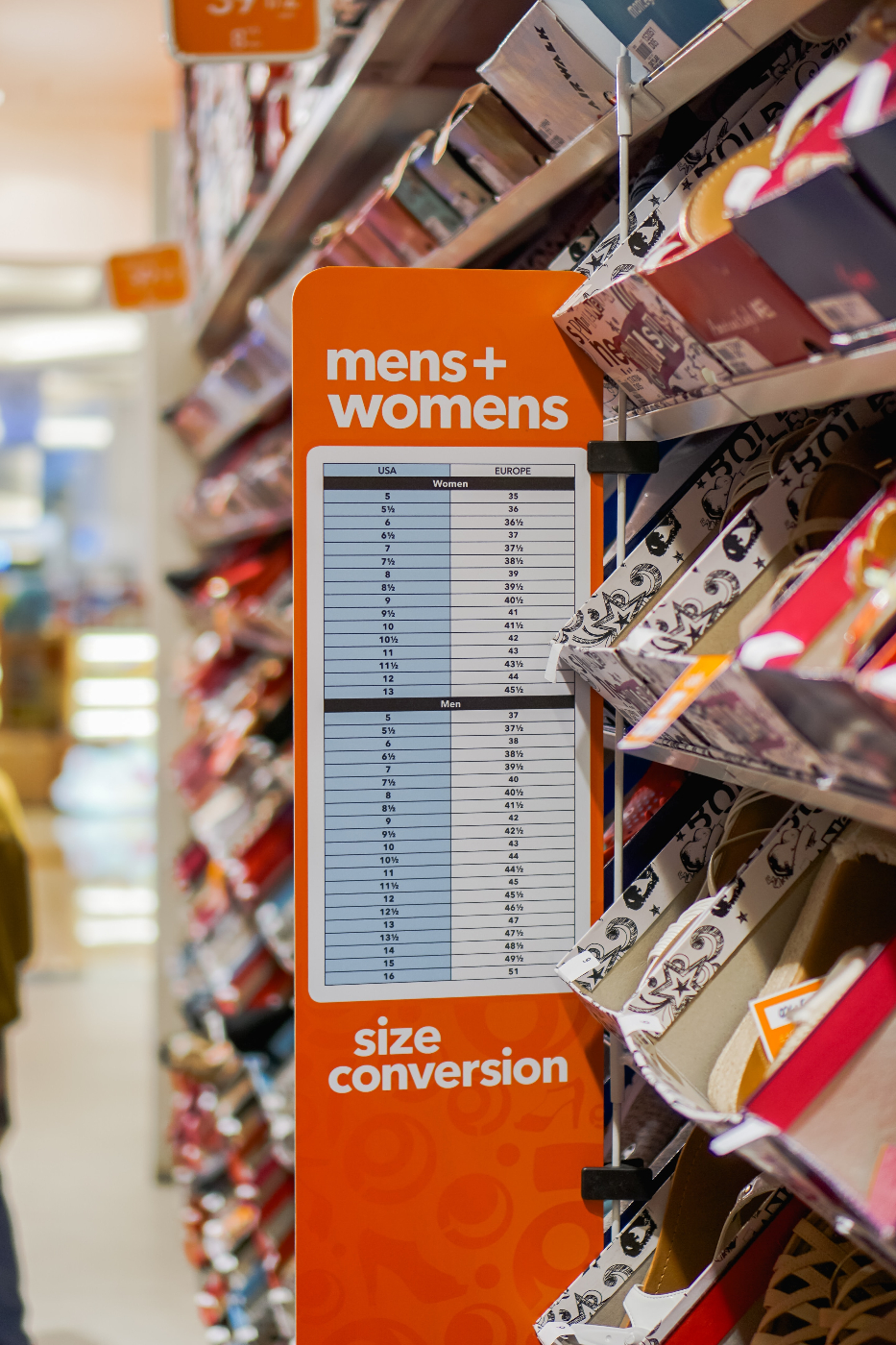 an organge mens + womens shoe size conversion chart