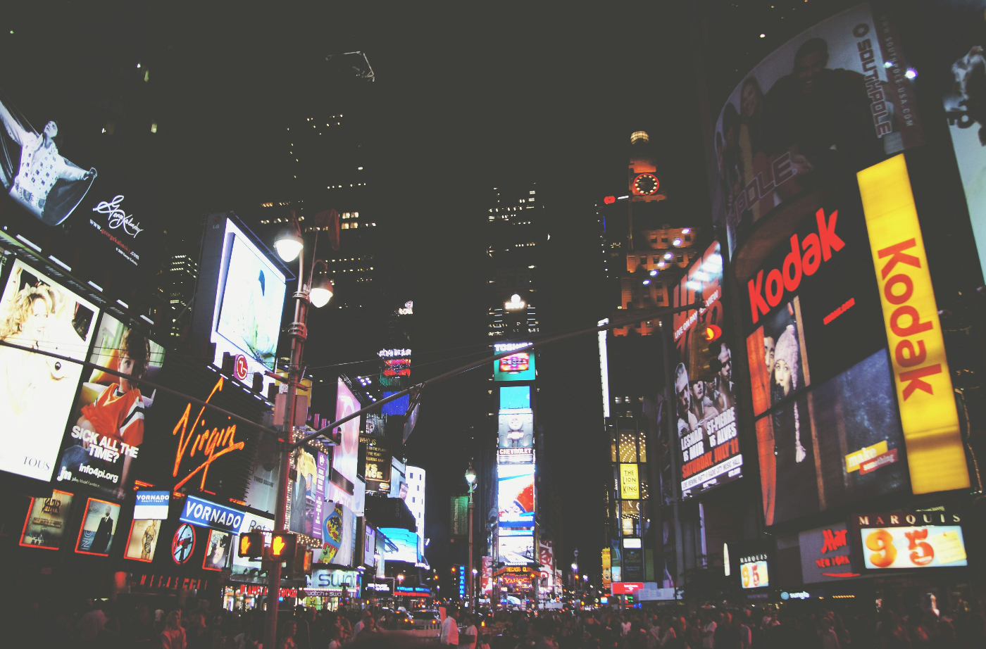 Mind-Town Manhattan Night hundreds of screens and lighted ads