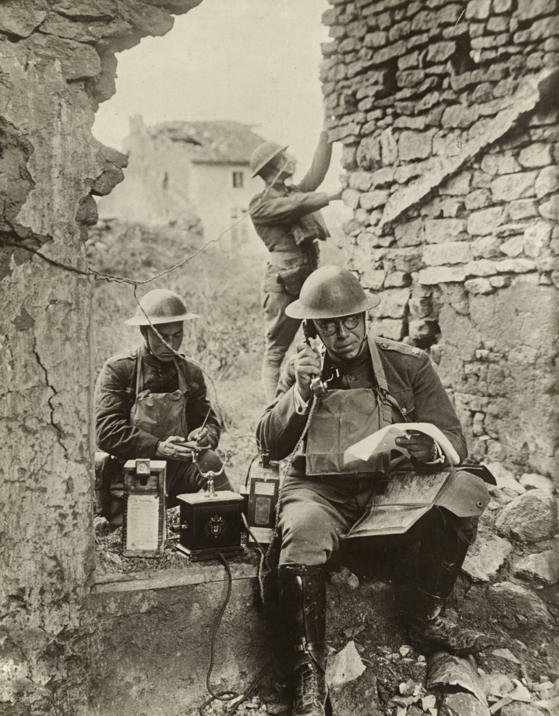 Soldiers in WWI working a radio