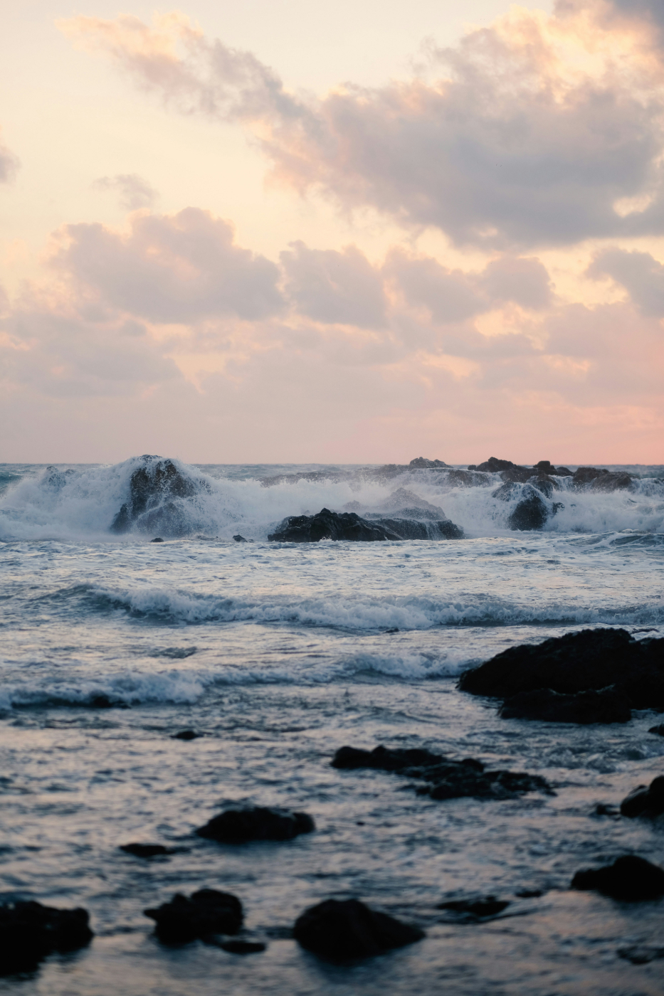 Ocean waves crashing on rocks