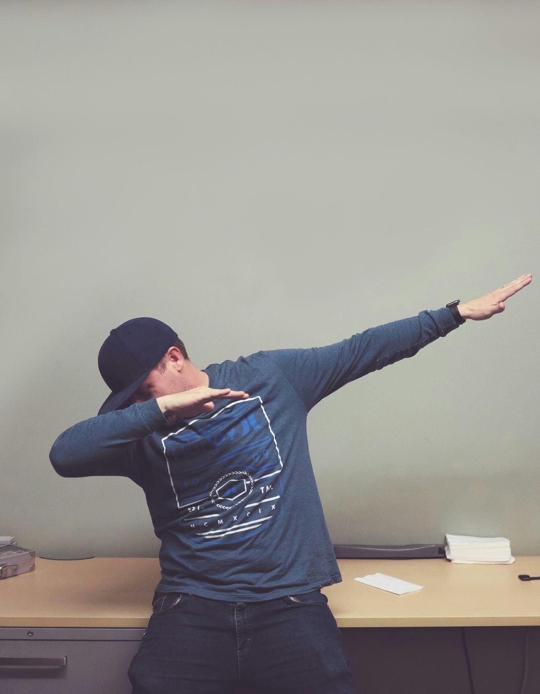 A dabbing man