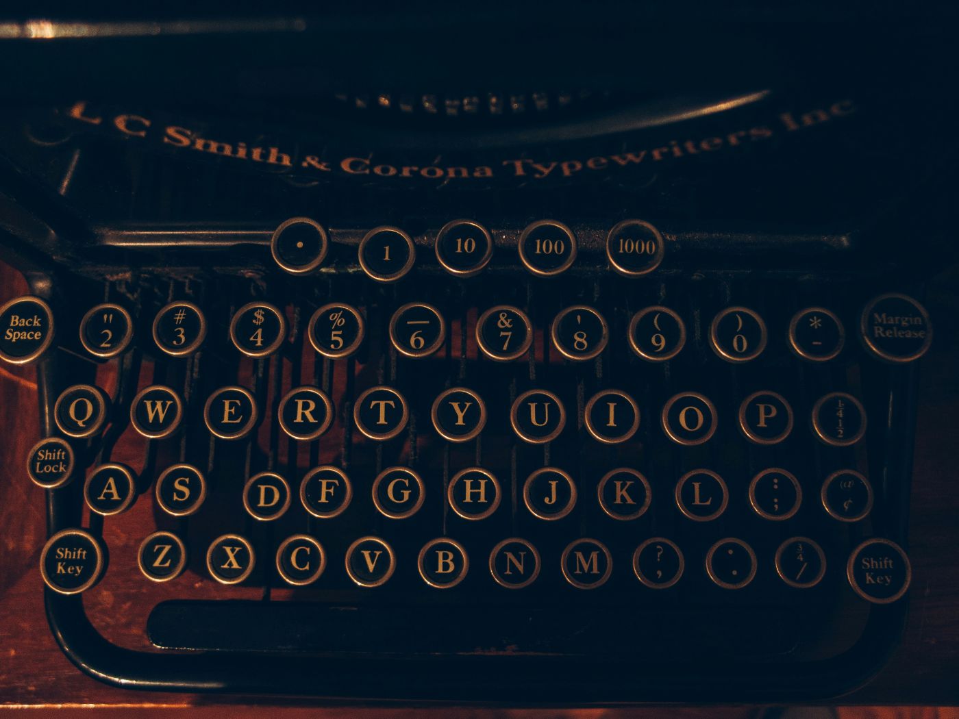 The keys on an old Smith Corona typewriter
